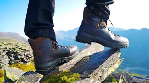 Lightweight Hiking Boots: Enhance Your Hiking Experience