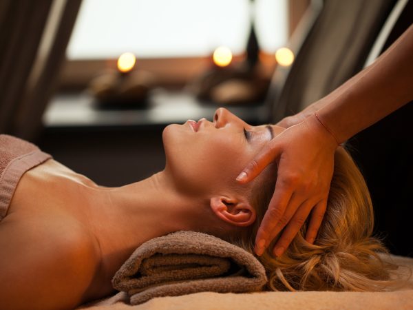 The Benefits of Business Trip Massage: A Guide to Relaxation on the Go